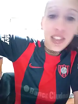 Snapshot of Zorrita_Fox chatting on October 12, 2025, 1:18 am Zorrita Fox online show from October 12, 2025, 1:18 am