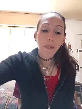 Snapshot of Zorrita_Fox chatting on September 24, 2025, 4:46 pm Zorrita Fox online show from September 24, 2025, 4:46 pm