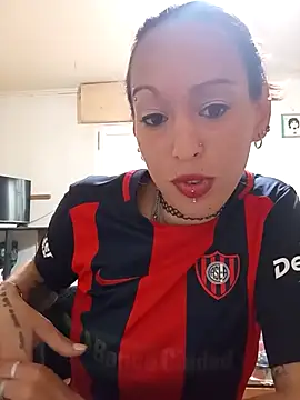 Snapshot of Zorrita_Fox chatting on October 27, 2025, 5:36 pm Zorrita Fox online show from October 27, 2025, 5:36 pm