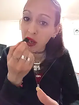 Snapshot of Zorrita_Fox chatting on October 3, 2025, 12:47 am Zorrita Fox online show from October 3, 2025, 12:47 am