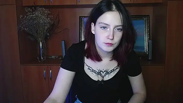 Snapshot of BlueberryDi chatting on October 25, 2025, 12:17 pm BlueberryDi online show from October 25, 2025, 12:17 pm