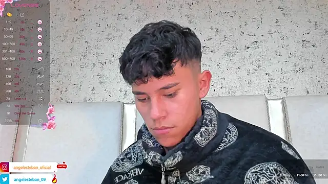 Snapshot of Angel_esteban_fx chatting on March 6, 2025, 10:09 am Angel esteban fx online show from March 6, 2025, 10:09 am