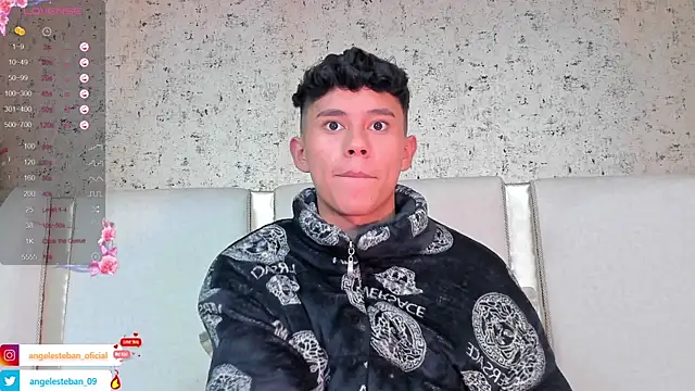 Snapshot of Angel_esteban_fx chatting on March 7, 2025, 10:02 am Angel esteban fx online show from March 7, 2025, 10:02 am