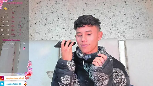 Snapshot of Angel_esteban_fx chatting on March 7, 2025, 6:57 am Angel esteban fx online show from March 7, 2025, 6:57 am