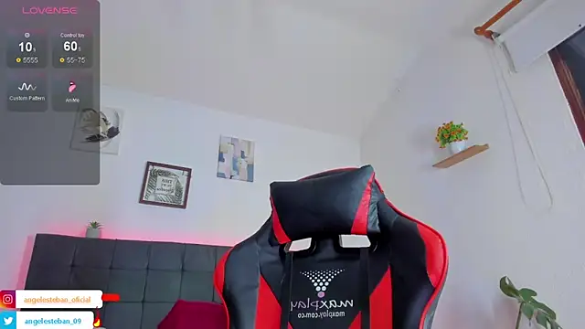 Snapshot of Angel_esteban_fx chatting on October 11, 2025, 3:40 am Angel esteban fx online show from October 11, 2025, 3:40 am