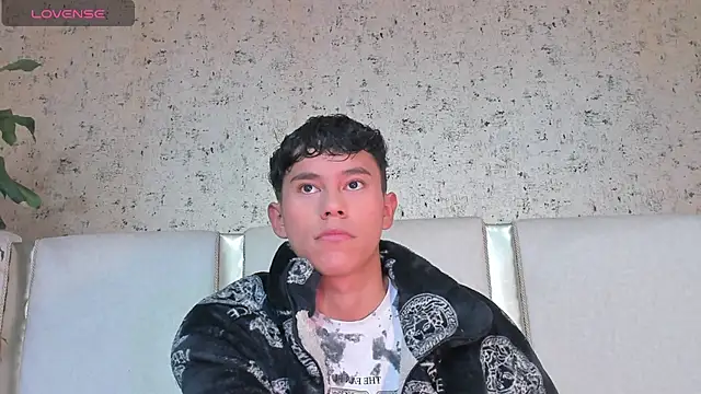 Snapshot of Angel_esteban_fx chatting on March 19, 2025, 3:52 am Angel esteban fx online show from March 19, 2025, 3:52 am