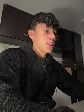 Angel esteban fx online show from March 8, 2026, 4:38 am