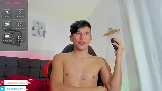 Snapshot of Angel_esteban_fx chatting on September 20, 2025, 3:00 am Angel esteban fx online show from September 20, 2025, 3:00 am