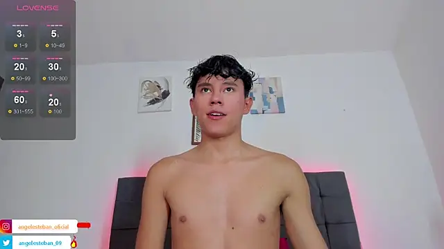 Snapshot of Angel_esteban_fx chatting on October 2, 2025, 6:06 am Angel esteban fx online show from October 2, 2025, 6:06 am