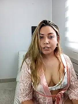 Snapshot of Lufer_doll chatting on March 1, 2025, 7:59 pm Lufer doll online show from March 1, 2025, 7:59 pm