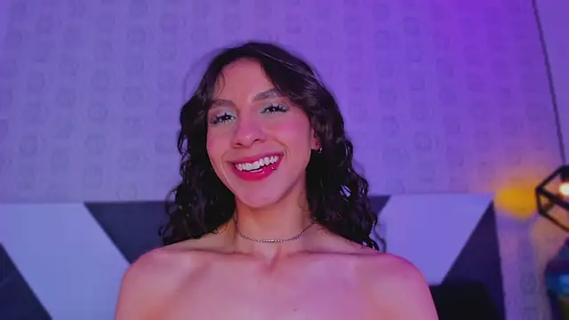 Snapshot of MiissCharlotte chatting on March 11, 2025, 5:13 am MiissCharlotte online show from March 11, 2025, 5:13 am