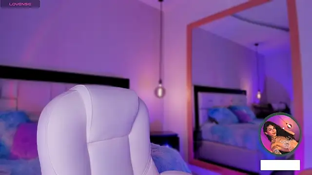 Snapshot of MiissCharlotte chatting on September 10, 2025, 4:22 am MiissCharlotte online show from September 10, 2025, 4:22 am