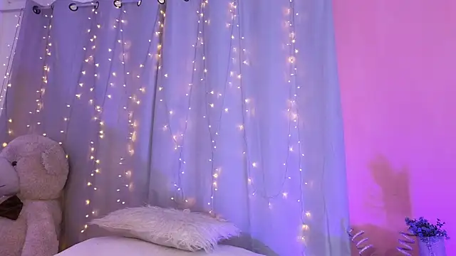 Snapshot of hannacruzsj chatting on September 24, 2025, 2:56 pm hannacruzsj online show from September 24, 2025, 2:56 pm