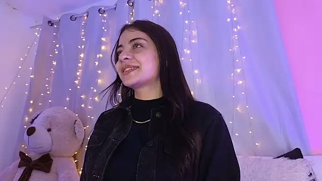 Snapshot of hannacruzsj chatting on September 30, 2025, 11:00 pm hannacruzsj online show from September 30, 2025, 11:00 pm