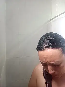 Laura martin  online show from April 9, 2026, 12:55 pm