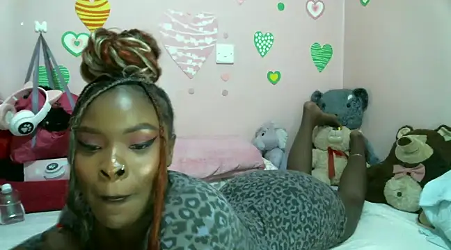 hot cupcake01 online show from December 22, 2024, 5:11 am