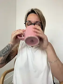 marinella07 online show from March 20, 2025, 9:04 am