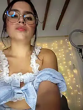 Snapshot of Juanelopez1 chatting on February 2, 2025, 4:59 am Juanelopez1 online show from February 2, 2025, 4:59 am