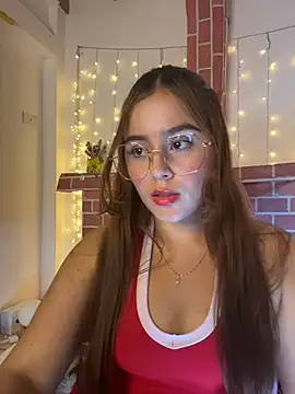 Juanelopez1 online show from July 4, 2026, 3:57 am