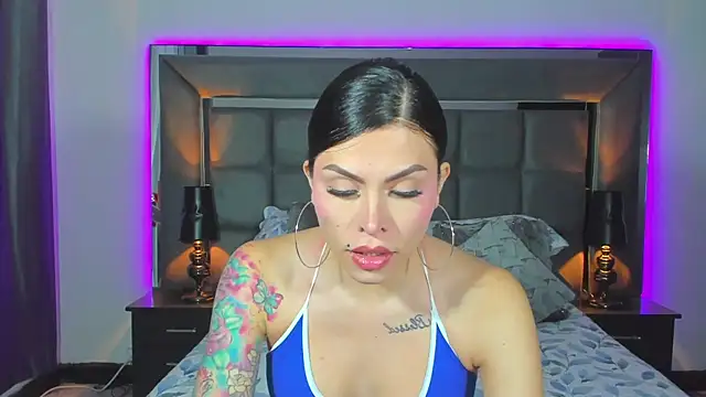 Emmilysantibanez online show from January 29, 2025, 12:24 pm