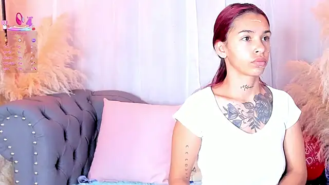 scarlett johs online show from October 7, 2025, 11:00 am