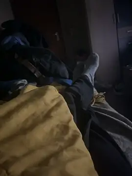 FreshWonder0 online show from December 14, 2025, 9:20 pm