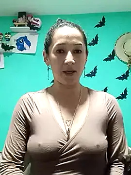 emilypoppy3 online show from February 15, 2025, 6:33 pm