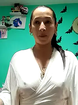 emilypoppy3 online show from February 18, 2025, 8:14 pm