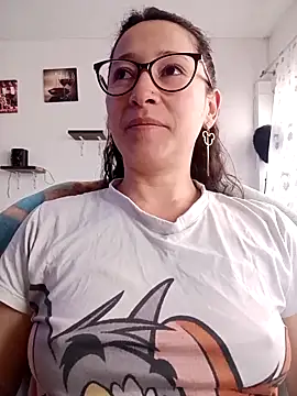 emilypoppy3 online show from March 1, 2026, 1:00 pm