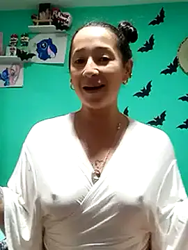 emilypoppy3 online show from February 18, 2025, 3:41 pm