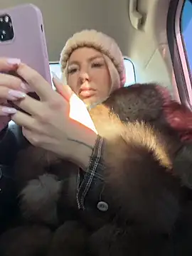 Snapshot of NewLale chatting on February 23, 2026, 3:41 am NewLale online show from February 23, 2026, 3:41 am