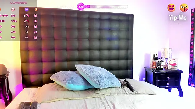 Snapshot of DeboraEvans chatting on September 27, 2025, 4:46 pm DeboraEvans online show from September 27, 2025, 4:46 pm