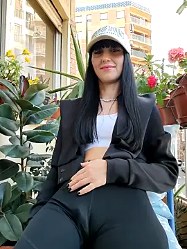 Melody87 online show from February 16, 2026, 3:21 pm