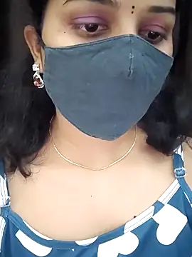 Snapshot of Angleannie chatting on February 15, 2026, 3:33 pm Angleannie online show from February 15, 2026, 3:33 pm