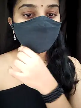 Snapshot of Angleannie chatting on December 16, 2025, 7:29 pm Angleannie online show from December 16, 2025, 7:29 pm