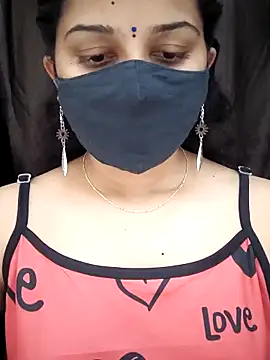 Snapshot of Angleannie chatting on November 18, 2025, 3:15 pm Angleannie online show from November 18, 2025, 3:15 pm