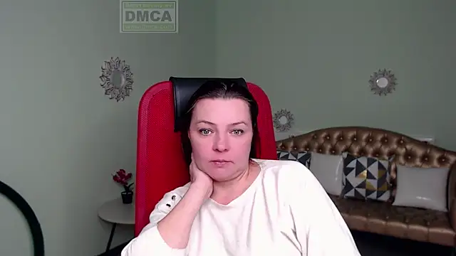 Lily flower7 online show from February 5, 2025, 4:06 am