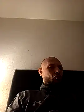 Guitccch online show from April 3, 2026, 1:45 am