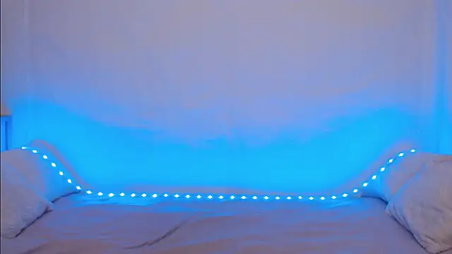 Snapshot of Emily_hardcore chatting on October 19, 2025, 12:24 am Emily hardcore online show from October 19, 2025, 12:24 am