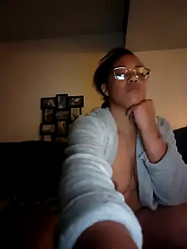 samone9 online show from November 21, 2025, 5:50 am