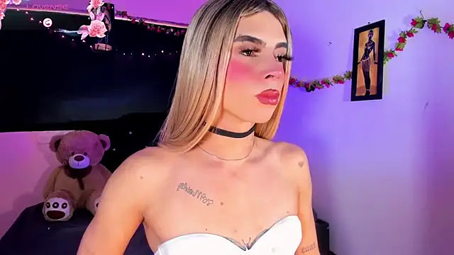 rosedewitt online show from February 26, 2025, 2:05 pm