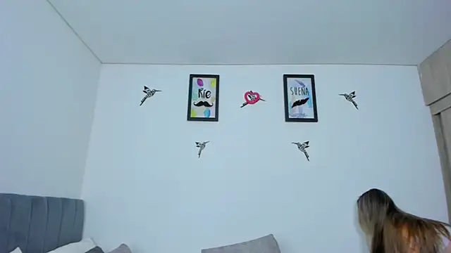 im sarah34 online show from November 18, 2025, 10:02 pm