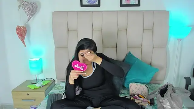 KristalFoxx online show from January 13, 2026, 11:47 am