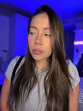 Snapshot of Condes_carmen chatting on October 5, 2025, 7:10 am Condes carmen online show from October 5, 2025, 7:10 am