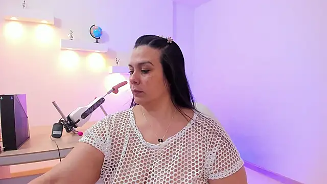 martina foxy  online show from October 18, 2025, 12:51 pm