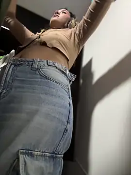 Mila Morgan online show from February 28, 2025, 12:43 am