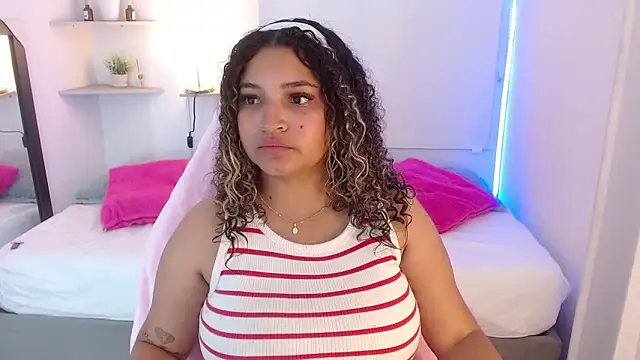 Julia Boobs online show from September 16, 2025, 12:17 pm