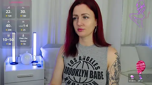 ElisaJane online show from February 12, 2025, 9:54 pm