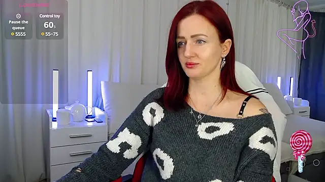 ElisaJane online show from February 4, 2025, 10:02 pm