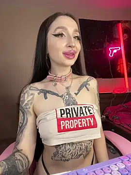 Molly  Moon online show from March 28, 2026, 2:45 am